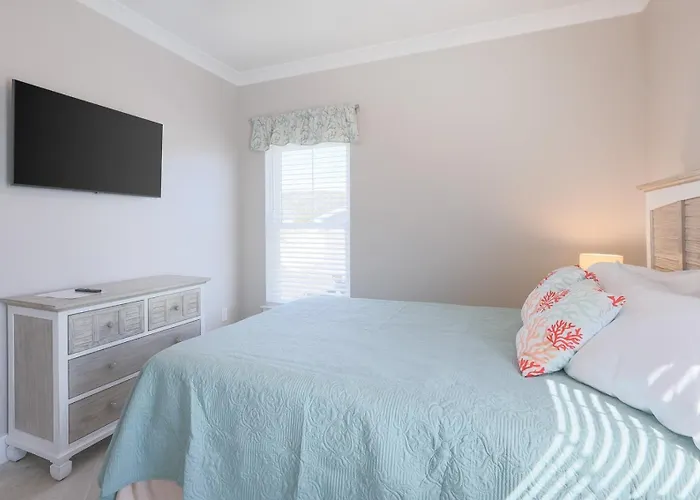 Cole's 4159-4 Holiday home